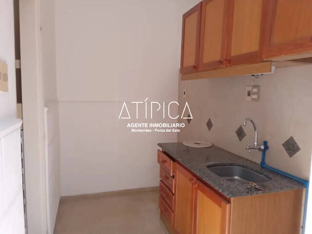 #216 - Apartamento para Venta en Montevideo - UY-MO - 2